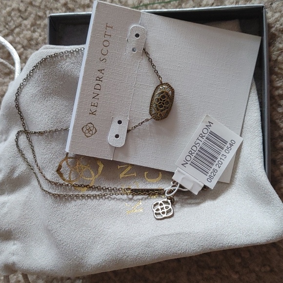 Kendra Scott Elisa Antique Gold Necklace - Picture 2 of 5